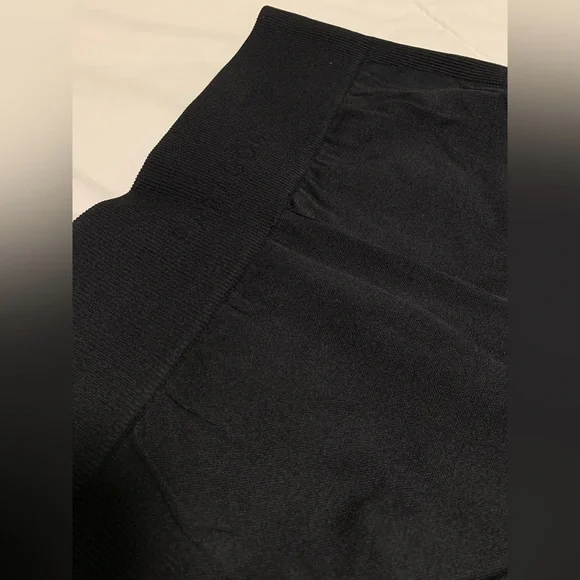 Paragon Seamless Form Legging 25” - Black L/XL - Picture 2 of 5